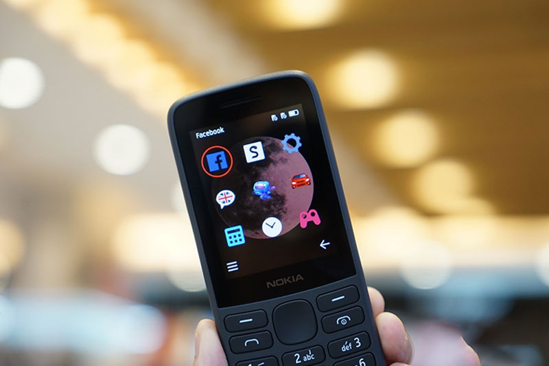 Hỗ trợ kết nối mạng xã hội | Nokia 215 4G