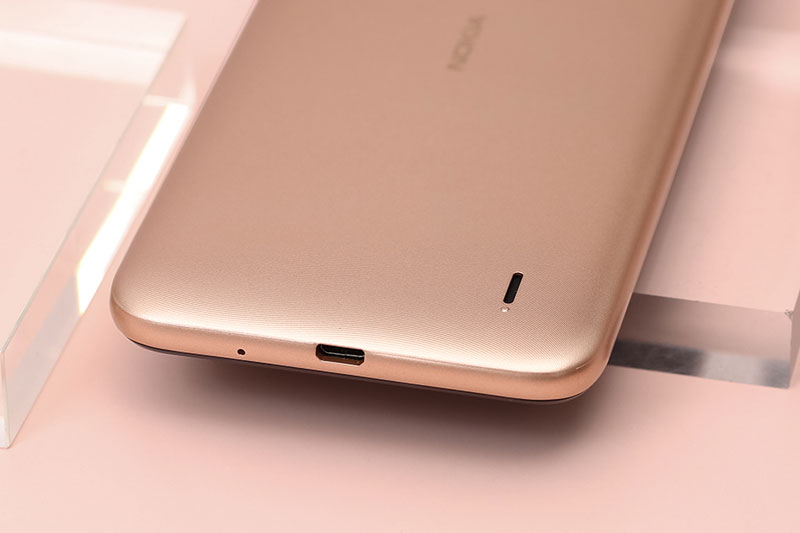 Nokia C20 | Viên pin 2950 mAh đáp ứng tốt cho khoảng 1 ngày sử dụng