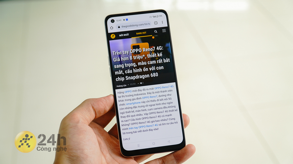 Vuốt chạm mượt mà - OPPO Reno7
