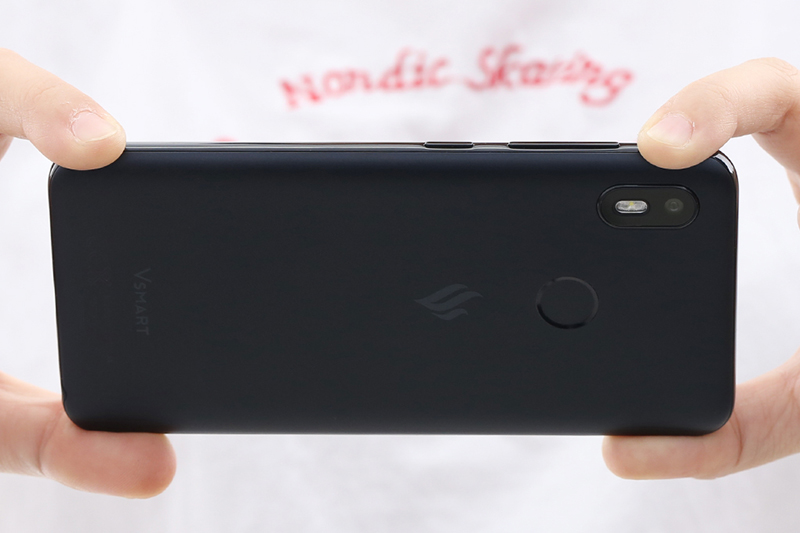 Thiết kế điện thoại Vsmart Joy 1