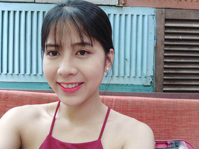 Điện thoại smartphone Vsmart Live | Ảnh selfie bằng camera trước